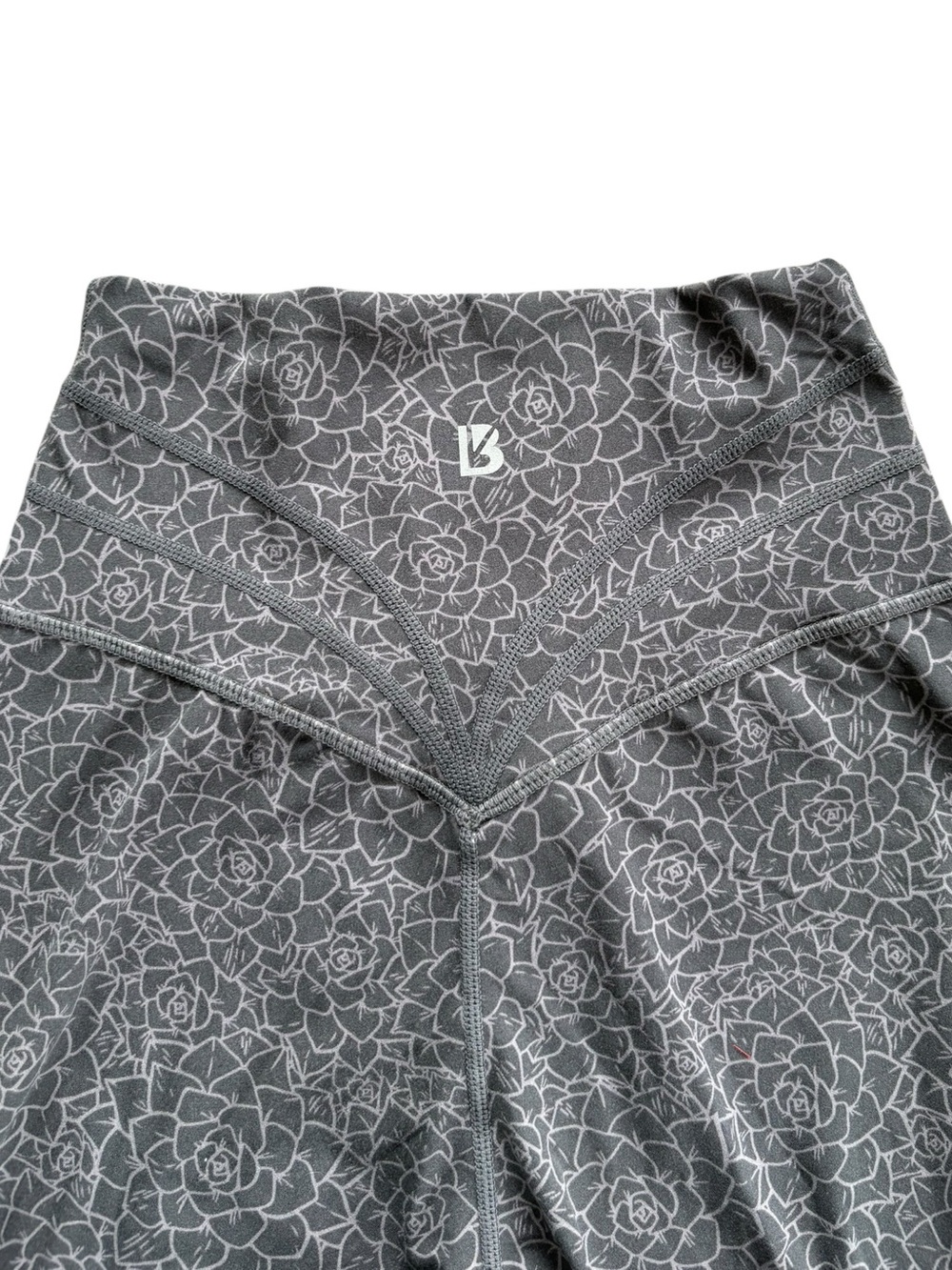 BuffBunny Collection Gray Floral High Waisted Leggings Small